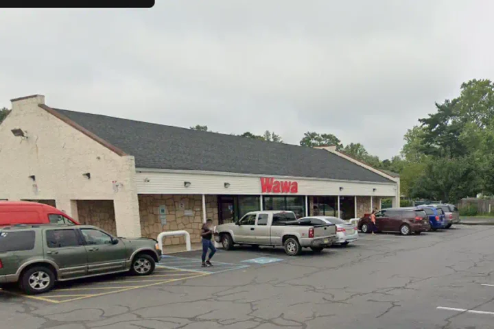 Browns Mills Wawa : Lakewood police said two unrelated suspects were arrested after officers traveled to a Wawa in Browns Mills during a stolen credit card investigation.
