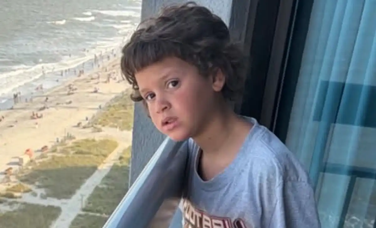 Photo caption: buffalo police are asking for the public's help locating missing 10-year-old jase robinson, who was last seen near east delavan avenue and pansy street.
