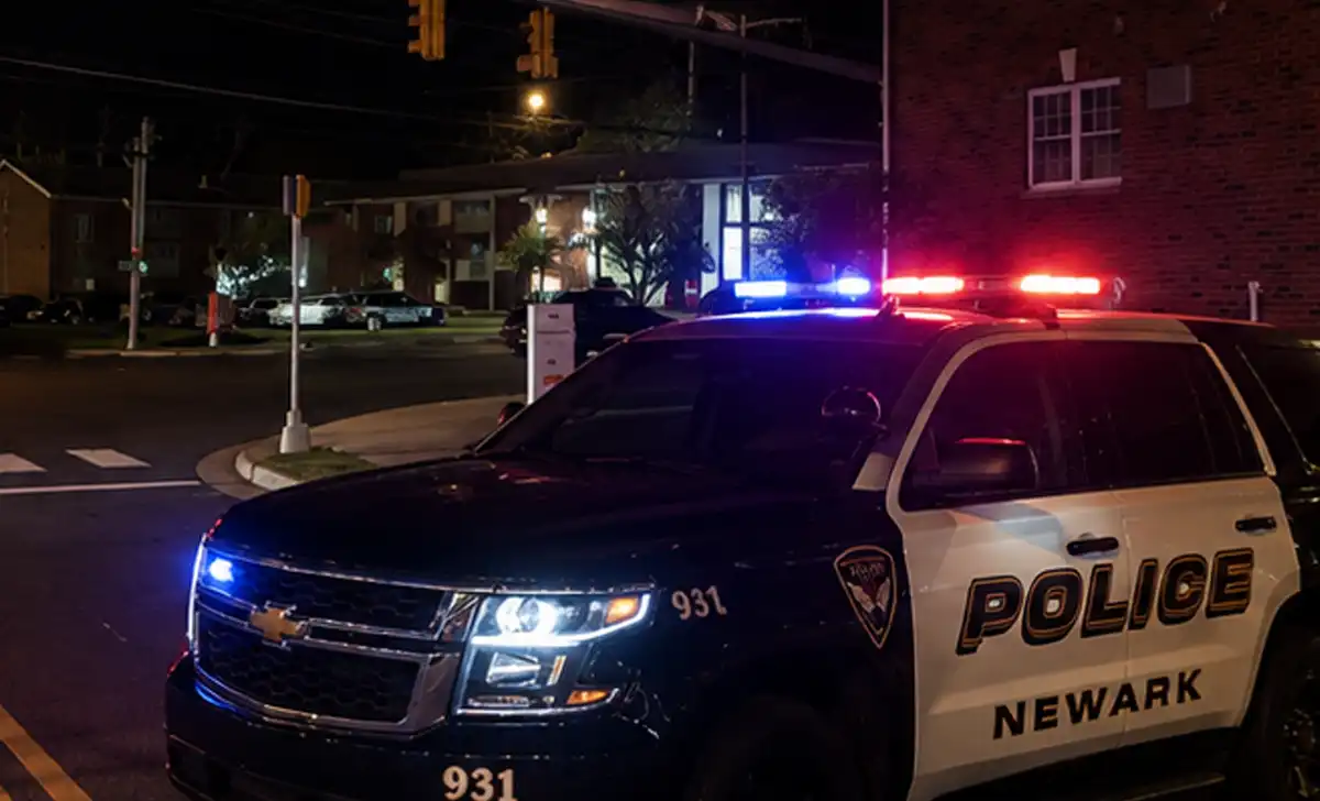 Photo ilustration caption: newark police are investigating a fatal motorcycle crash at elkton road and thorn lane that killed the motorcycle operator friday night.