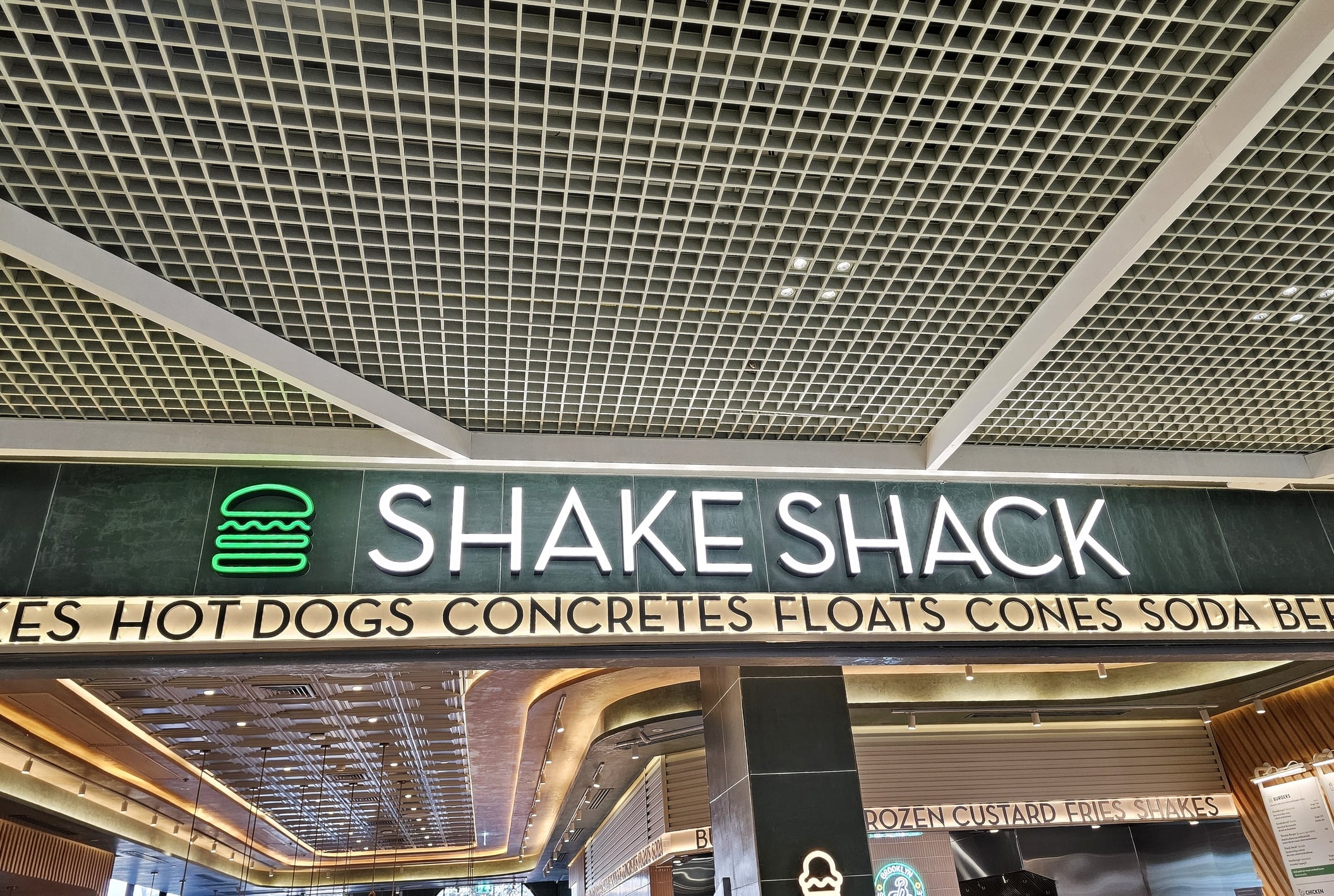 A viral video showed shake shack kiosk prices increasing after a customer selected "no tip," prompting the company to blame a software error at an airport location.