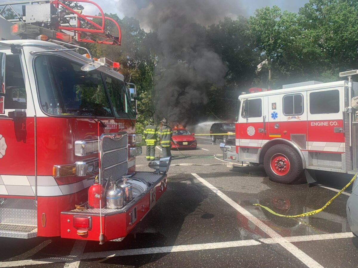 Tree limb brings down power lines, sparks multi-vehicle fire at cherry hill apartment complex Tree limb brings down power lines, sparks multi-vehicle fire at cherry hill apartment complex