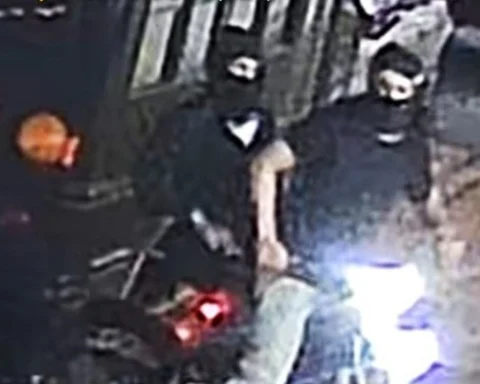 Police are searching for two suspects accused of robbing a man at knifepoint before stealing his moped outside a Fordham Road location in the Bronx.