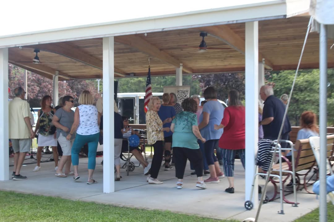 Toms river senior center wraps up summer concert series with big turnout
