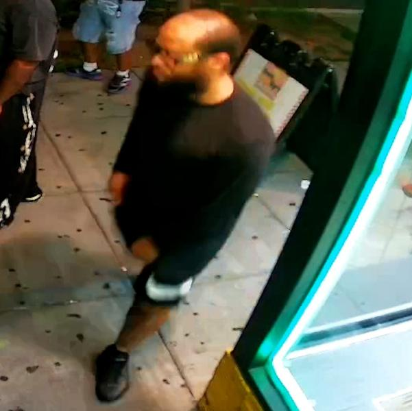 Dc police release video of gunman accused of offering man a ride before robbing and shooting him Dc police release video of gunman accused of offering man a ride before robbing and shooting him
