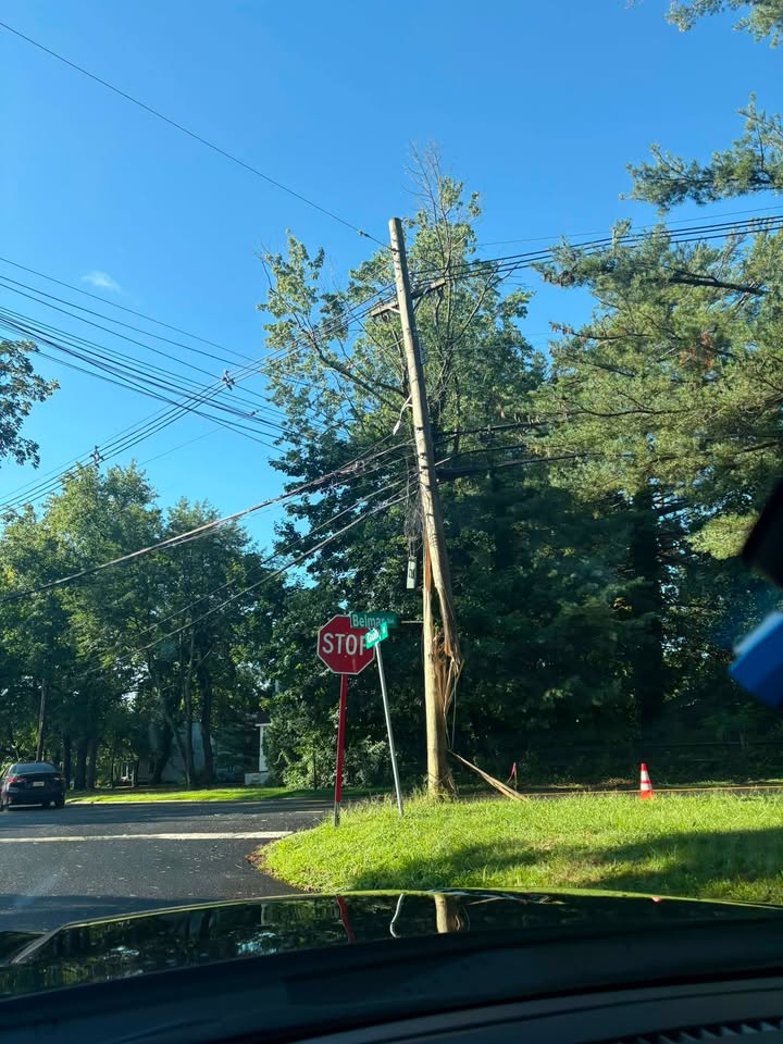 Early morning crash takes out utility pole in wall township