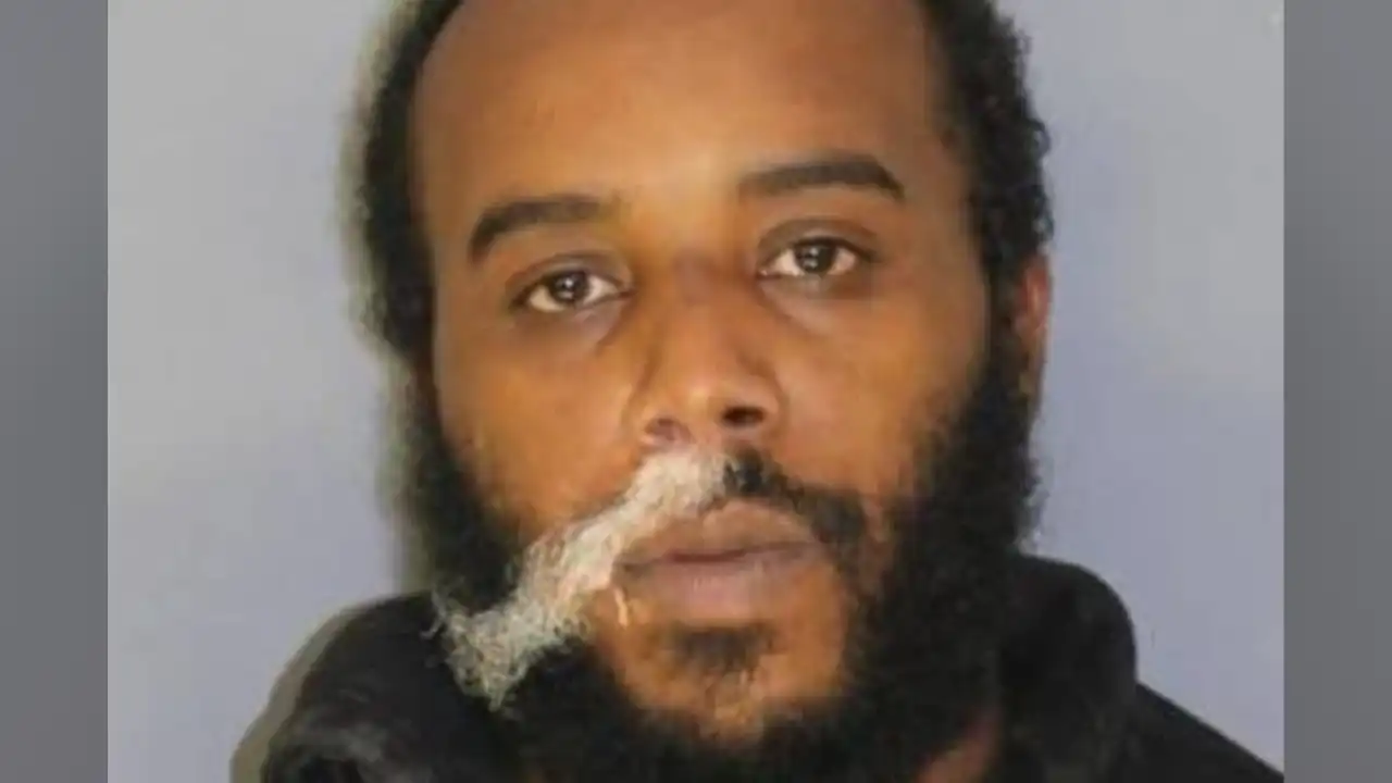 Jaquan jenkins was arrested on multiple felony drug distribution charges, including alleged heroin and cocaine offenses near school property, along with a simple assault charge.