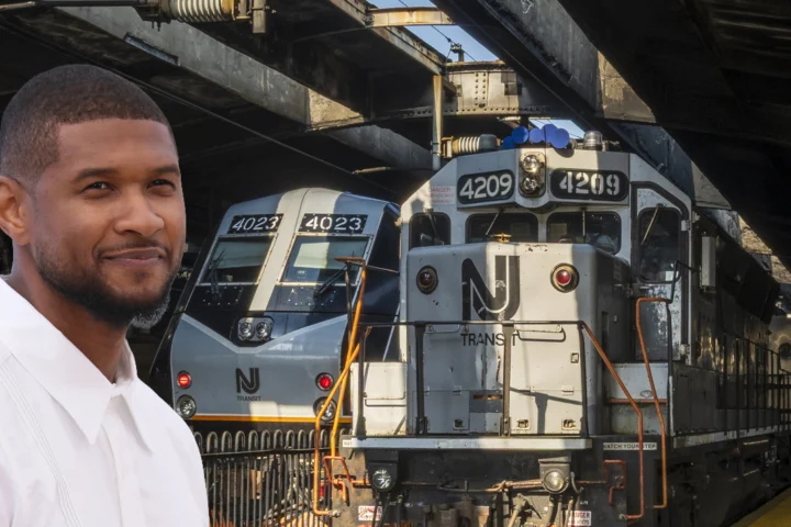 Fans Stranded After Usher Concert - A disabled NJ Transit train carrying about 700 passengers was towed to Penn Station after riders spent nearly two hours stranded inside the Hudson River tunnel.