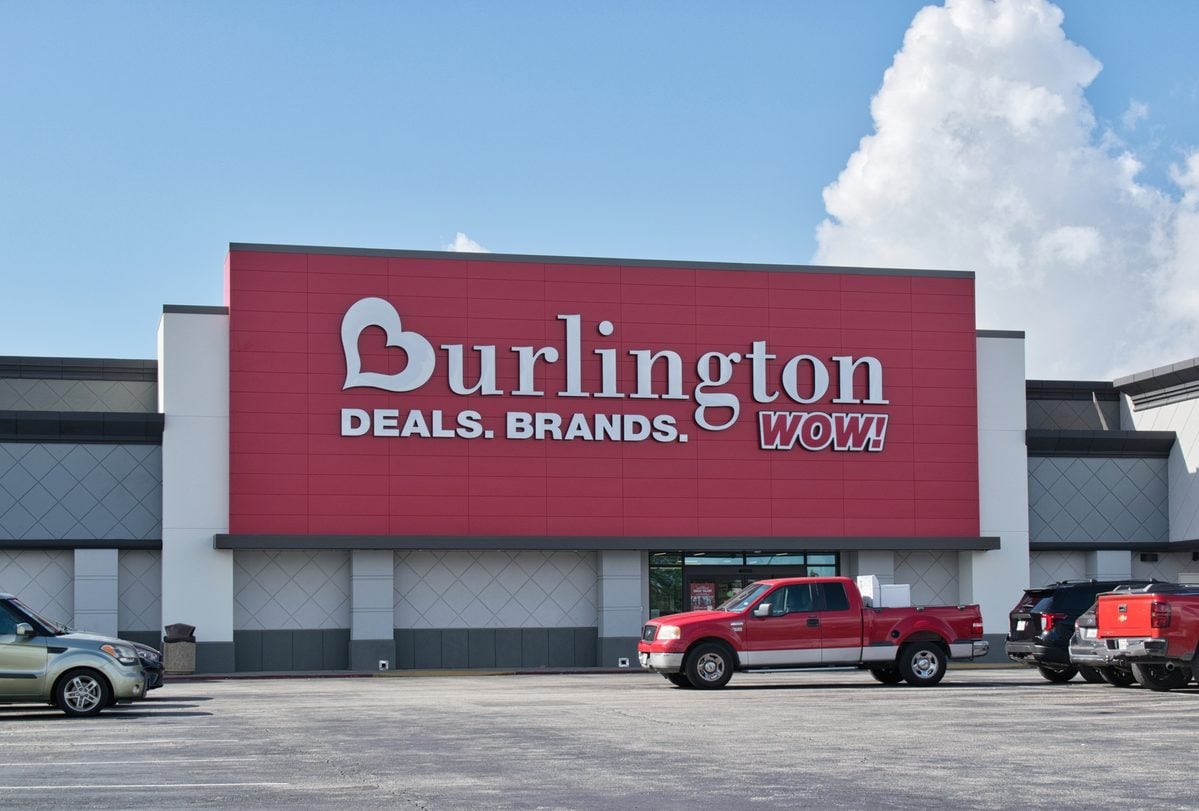 Burlington Stores will move its headquarters and 1,600 workers from New Jersey to Philadelphia as statewide job losses and corporate exits mount.