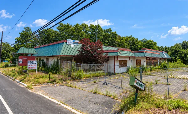 The former C.B. Huntington's and Bill's BBQ Shack restaurant in Bayville is being prepared for a new life as Agave, bringing diners back to the former Blackbeard's Cave property.