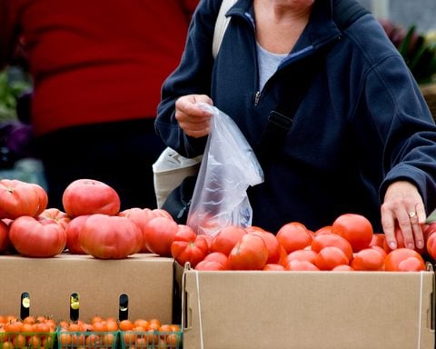 Farmers Market - Photo by Natalia Bratslavsky