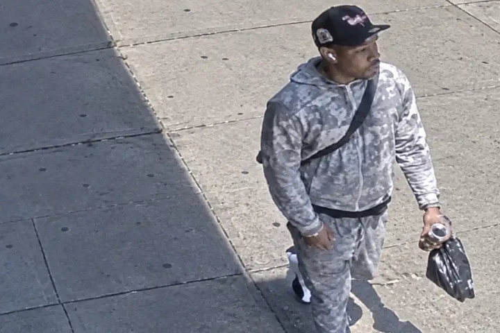 Nypd seeking suspect in jewish hate crime, assault