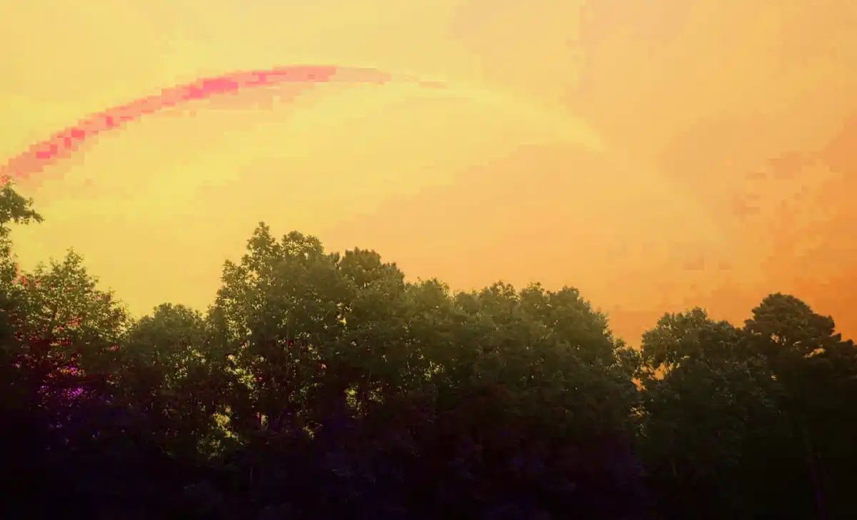 A low sun, moist air and storm clouds likely caused new jersey’s strange yellow-orange sky friday as a large rainbow appeared over the jersey shore. New jersey, weather, jersey shore, state news, local news