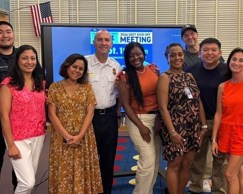 Police thanked the Lakewood Elementary School PTA for inviting officers to attend the meeting.