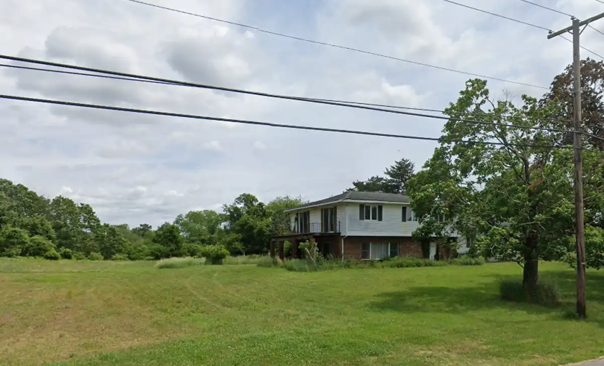 Developer seeks to turn manchester open space into 13 new houses A manchester township developer is seeking approval to subdivide four wilbur avenue properties into 13 residential lots. 3250 wilbur avenue manchester
