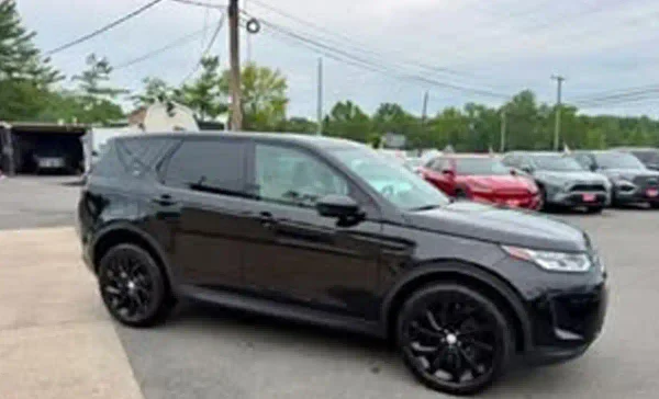 Police search for land rover driver after pedestrian nearly killed in severna park hit-and-run