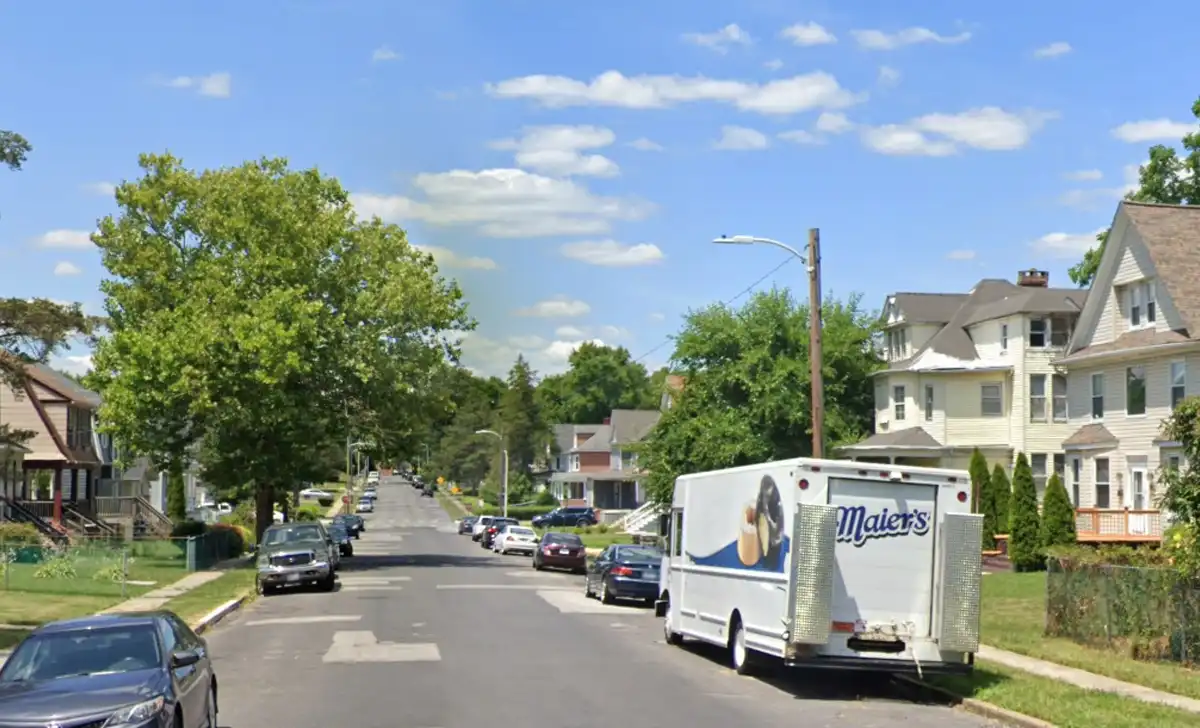 Human skeletal remains found inside vacant baltimore home during renovation A renovation worker discovered human skeletal remains inside a vacant baltimore home. Police and medical examiners are investigating the unidentified person's death.
