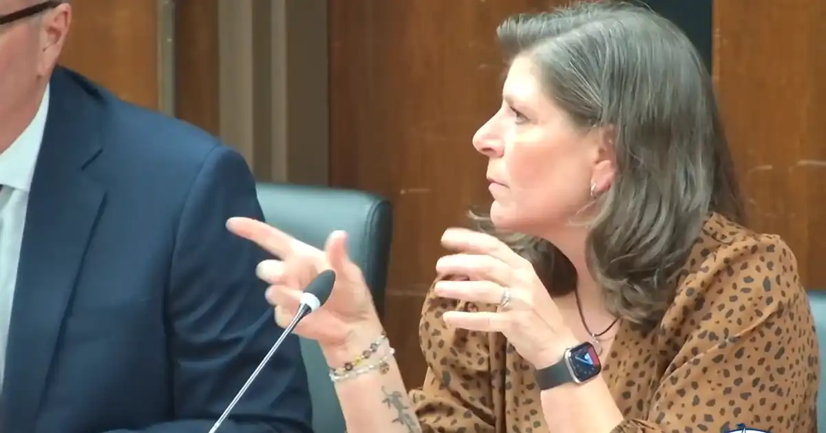Brick council deadlocks over replacement for resigning member, mayor crate casts deciding vote Brick township mayor lisa crate casts a deciding vote to appoint daniel ward to the council after members split 3–3 over replacing vincent minichino.