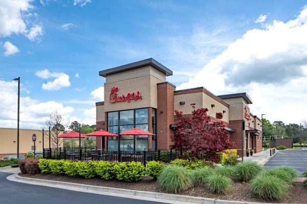 Chick-fil-a coming to toms river after planning board approves new restaurant at ocean county mall