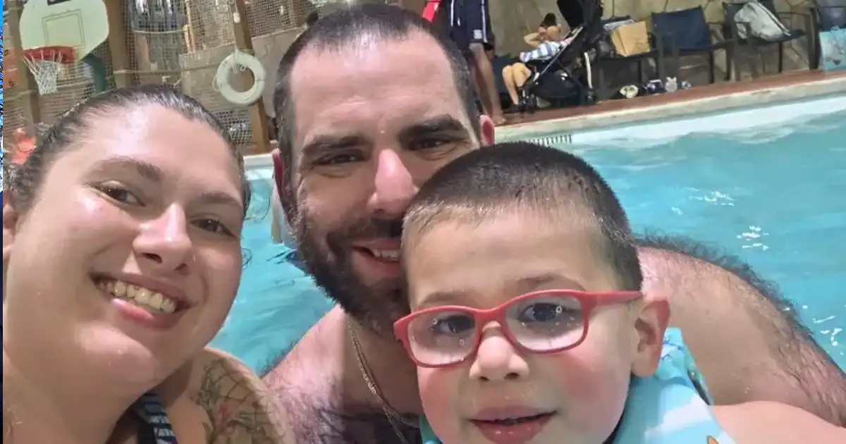 Murder at great wolf lodge as mom kills husband and 3-year-old son inside hotel room Murder at great wolf lodge as mom kills husband and 3-year-old son inside hotel room