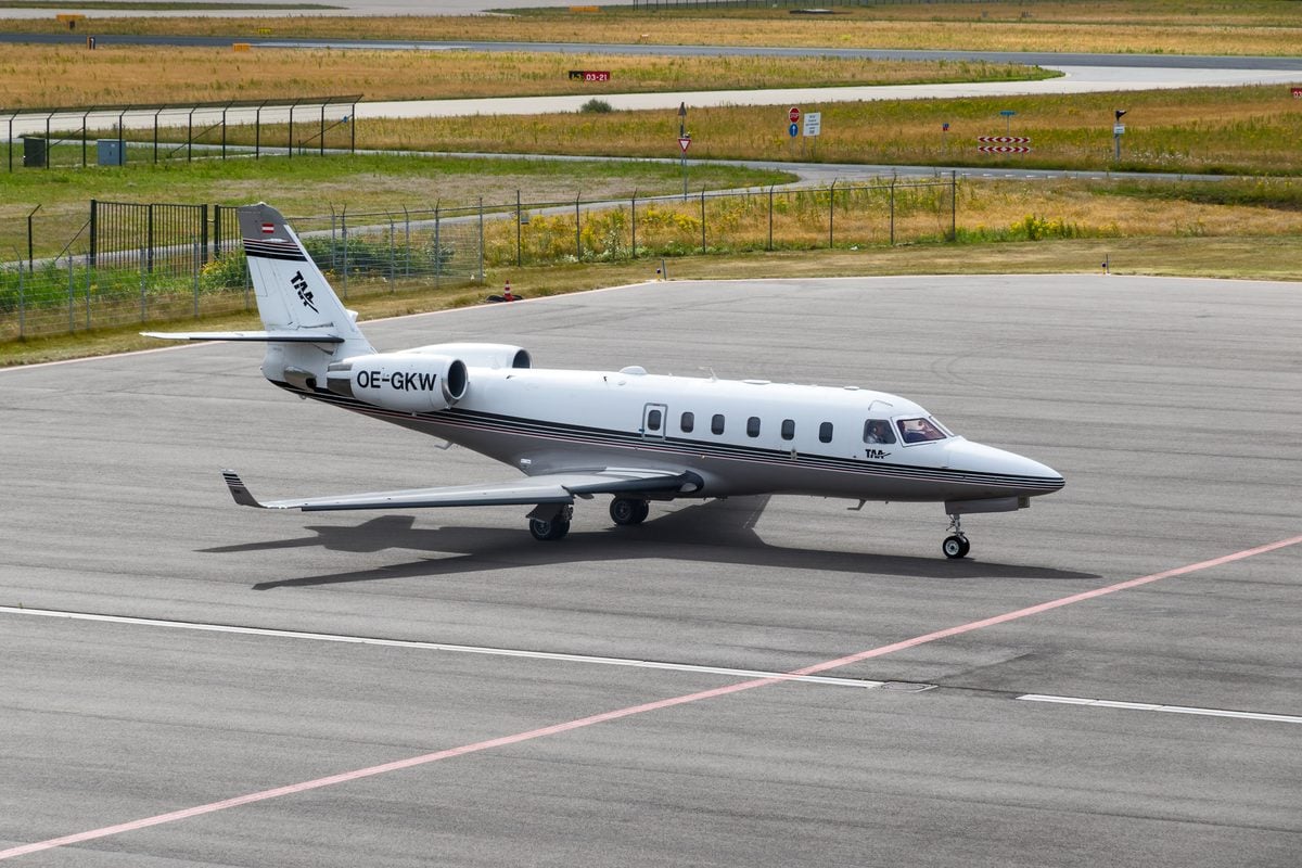 Medical plane goes down near vineyard wind as coast guard searches for six people off nantucket Medical plane goes down near vineyard wind as coast guard searches for six people off nantucket