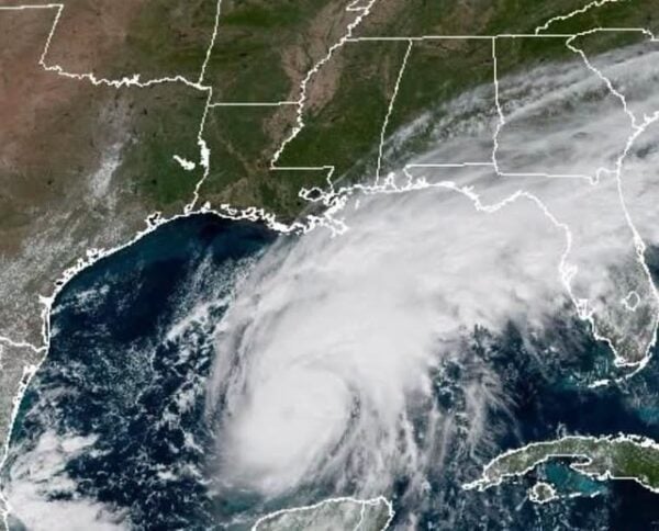 Gulf county, florida, reports minimal hurricane damage, reopened roads and 535 customers without power saturday morning as recovery crews begin cleanup.