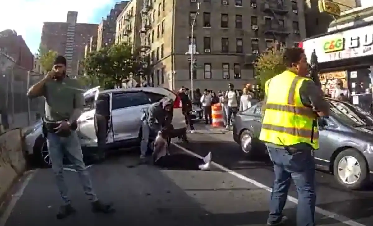 Nypd releases body camera video after ice agent shoots man in nyc with 5-year-old child in car Nypd body-worn camera footage documents the police response following the october 8, 2026, shooting of oscar belgal by a federal immigration agent in new york city's marble hill neighborhood.