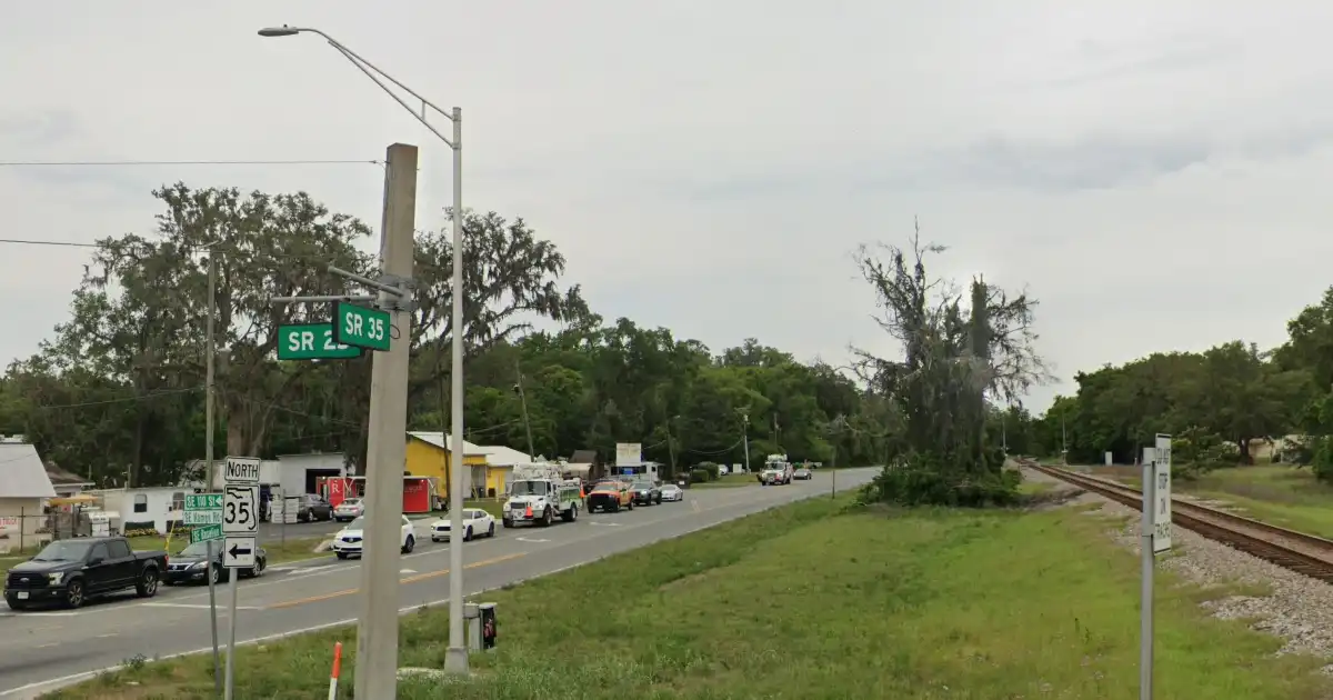 Driver killed in single-vehicle crash in marion county, florida; road closed in both directions A fatal single-vehicle crash on southeast 92nd loop in marion county, florida, prompted road closures and an investigation by the florida highway patrol.
