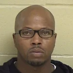Girl, 10, fighting for her life after driver hits family and flees, shreveport police say