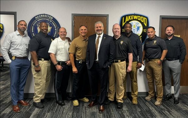Lakewood police captain gregory staffordsmith retires after more than 25 years of service