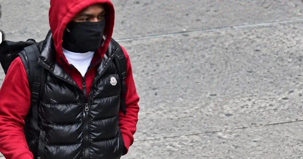 Gunman sought after deadly shooting on midtown subway platform
