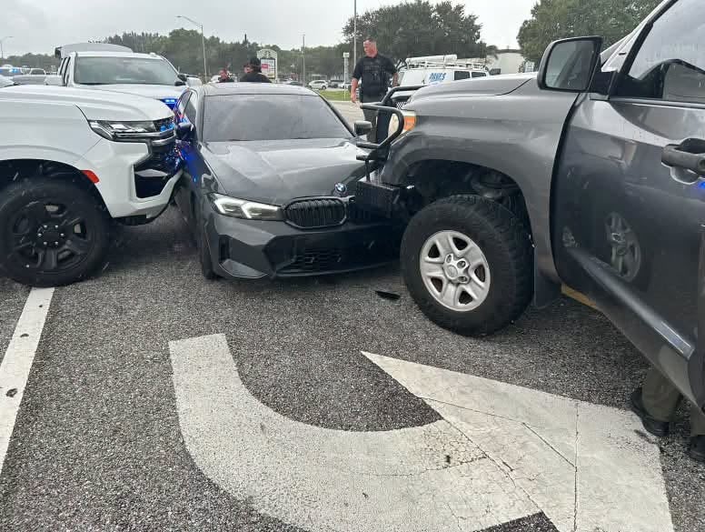 Florida woman opens fire at tow yard, leads deputies on chase before being taken into custody Florida woman opens fire at tow yard, leads deputies on chase before being taken into custody