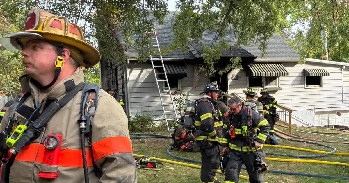 Firefighters respond to working house fire with person trapped in swedesboro Firefighters from westville assisted woolwich taskforce 25 at a working house fire on merklin street in swedesboro, new jersey, on october 9, 2026.
