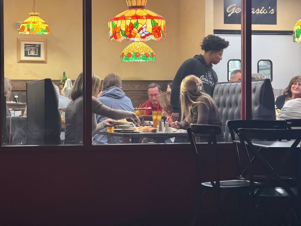 Dave portnoy gave gervasio’s tomato pie an 8. 4. Shore news network visited the chesterfield restaurant to see whether the pizza and service matched the hype.