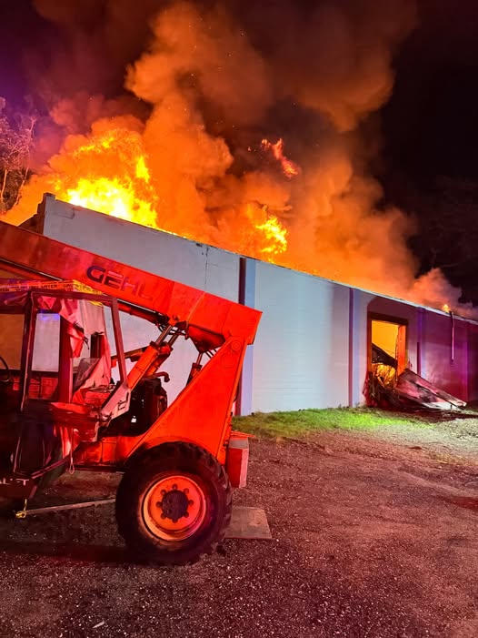 Small warehouse engulfed in flames during overnight fire in south jersey Small warehouse engulfed in flames during overnight fire in south jersey