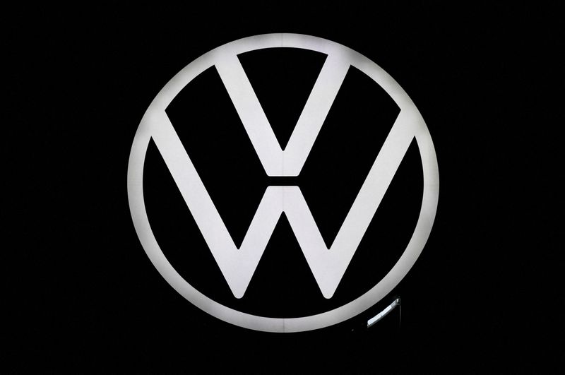 Volkswagen meets European CO2 emissions targets