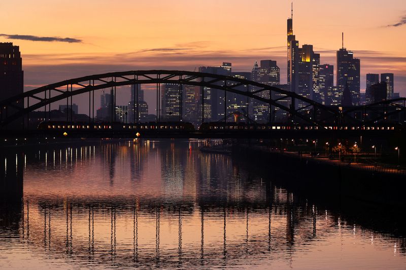 Euro zone firms see wages rising by 3% or more, ECB says