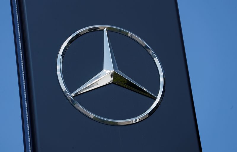 S.Korea fines Mercedes $16.9 million over emission rules breach