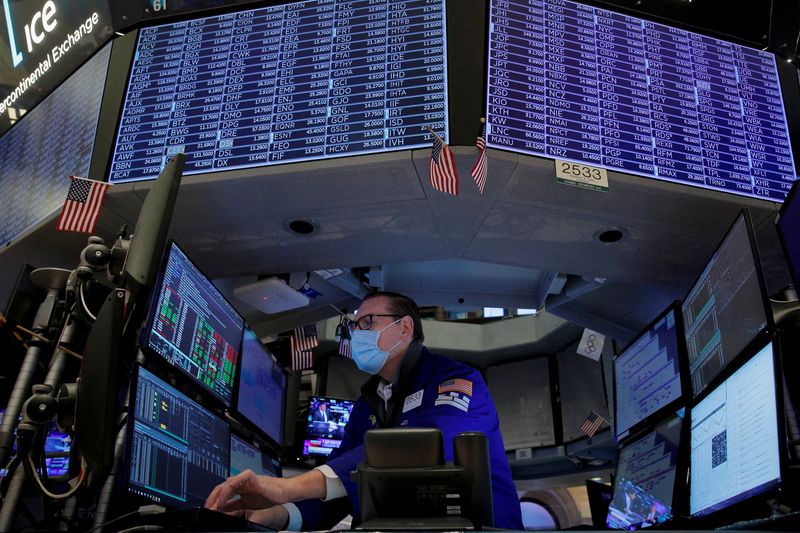 Global equity funds see biggest inflow in six weeks