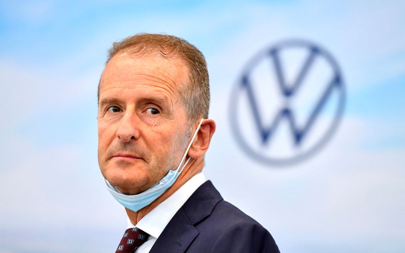 VW CEO sees widespread autonomous driving within 25 years