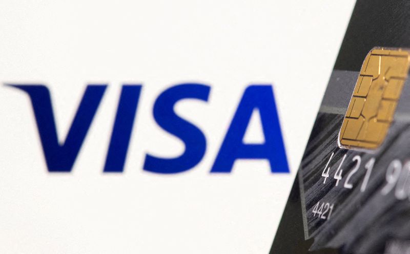 Amazon accepts Visa credit cards in global truce over fees