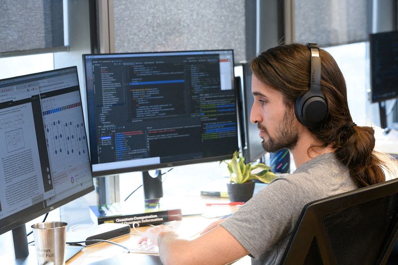 Tel-Aviv based quantum computer software startup Classiq raises $33 million