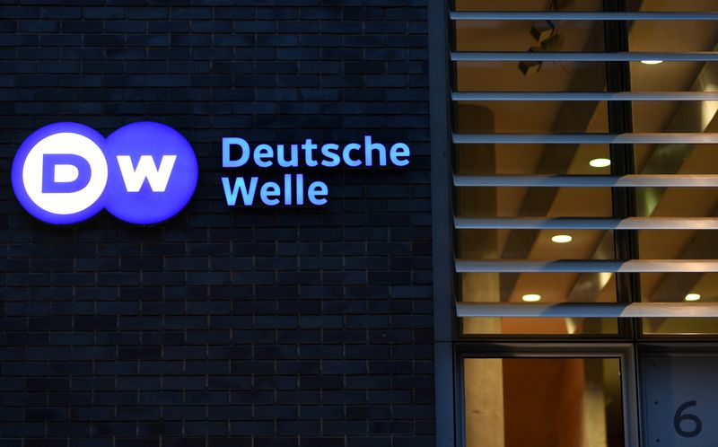 Deutsche Welle, Voice of America say they won't apply for Turkish licence