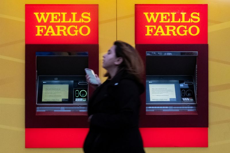 Wells Fargo accused in lawsuit of routine overtime pay violations