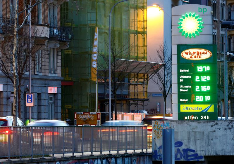 Factbox-Companies with exposure to Russia