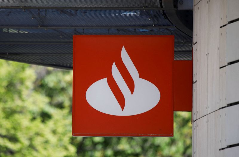Santander accelerates digital push, CEO to report exclusively to board