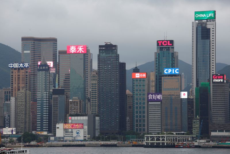 Chinese firms expect limited impact from Ukraine crisis; some seek to benefit