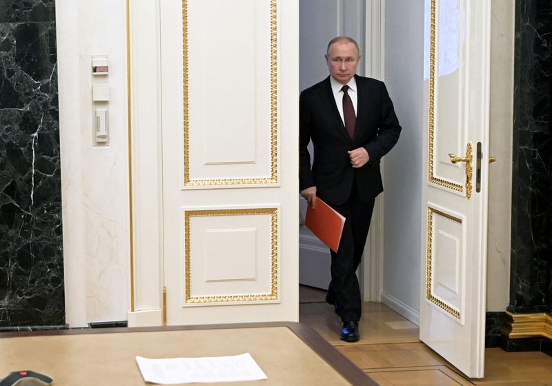 Factbox: EU sanctions target Russia's economy, elites and Putin himself