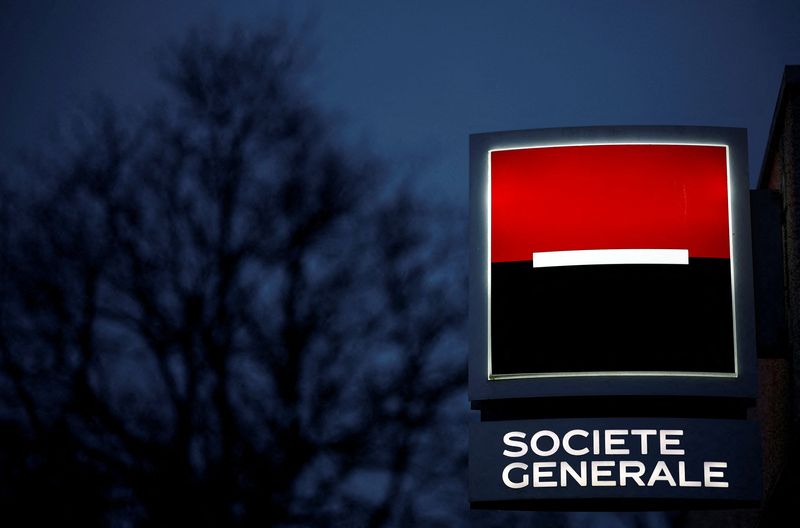 SocGen and Renault shares slump after sanctions on Russia