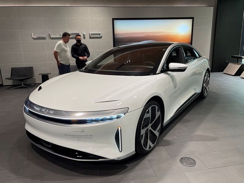 Lucid cuts 2022 production goal, shares slide