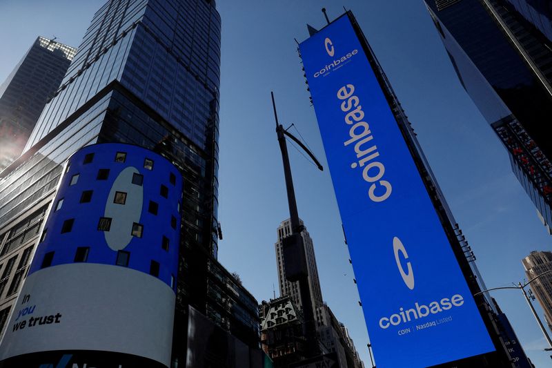 Crypto exchange Coinbase stops short of blanket ban on Russian accounts
